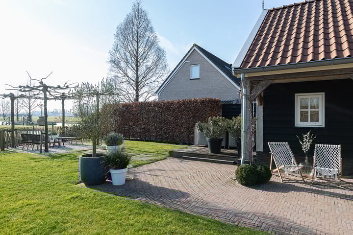 Foto 55 van Parallelweg 142