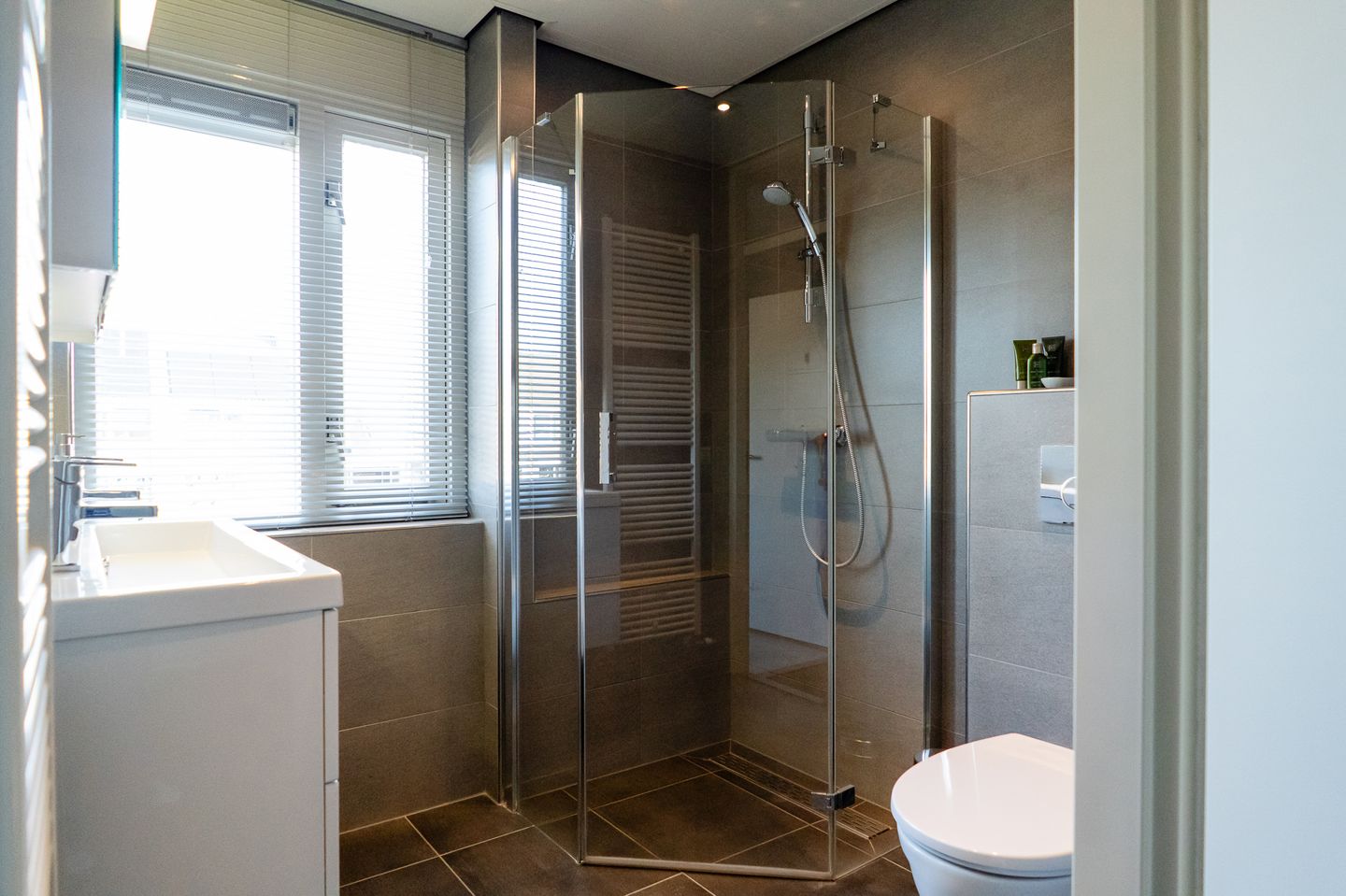 Foto 4 van Lange Voren 66