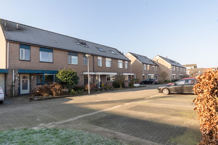 Foto 8 van Lange Voren 66