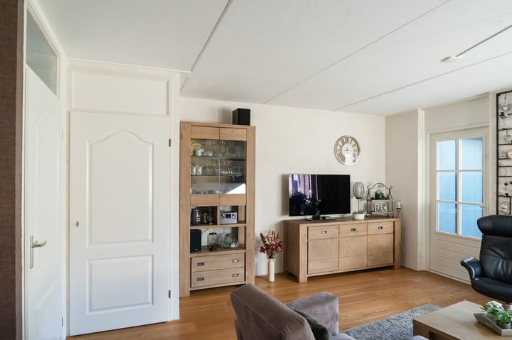 Foto 15 van Lange Voren 66