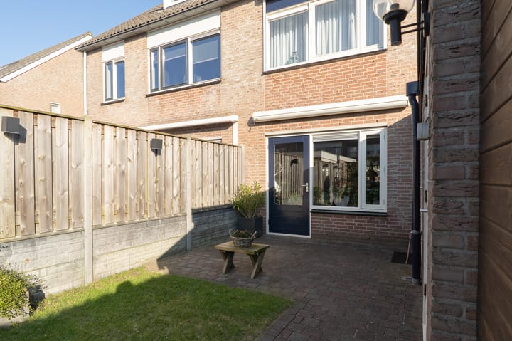 Foto 50 van Lange Voren 66