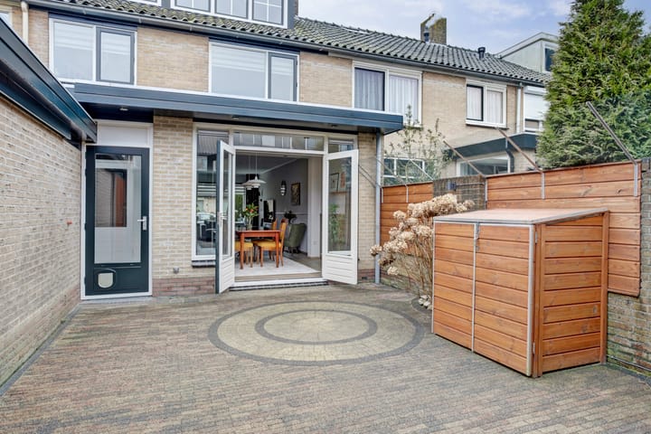 Foto 17 van Lelielaan 13