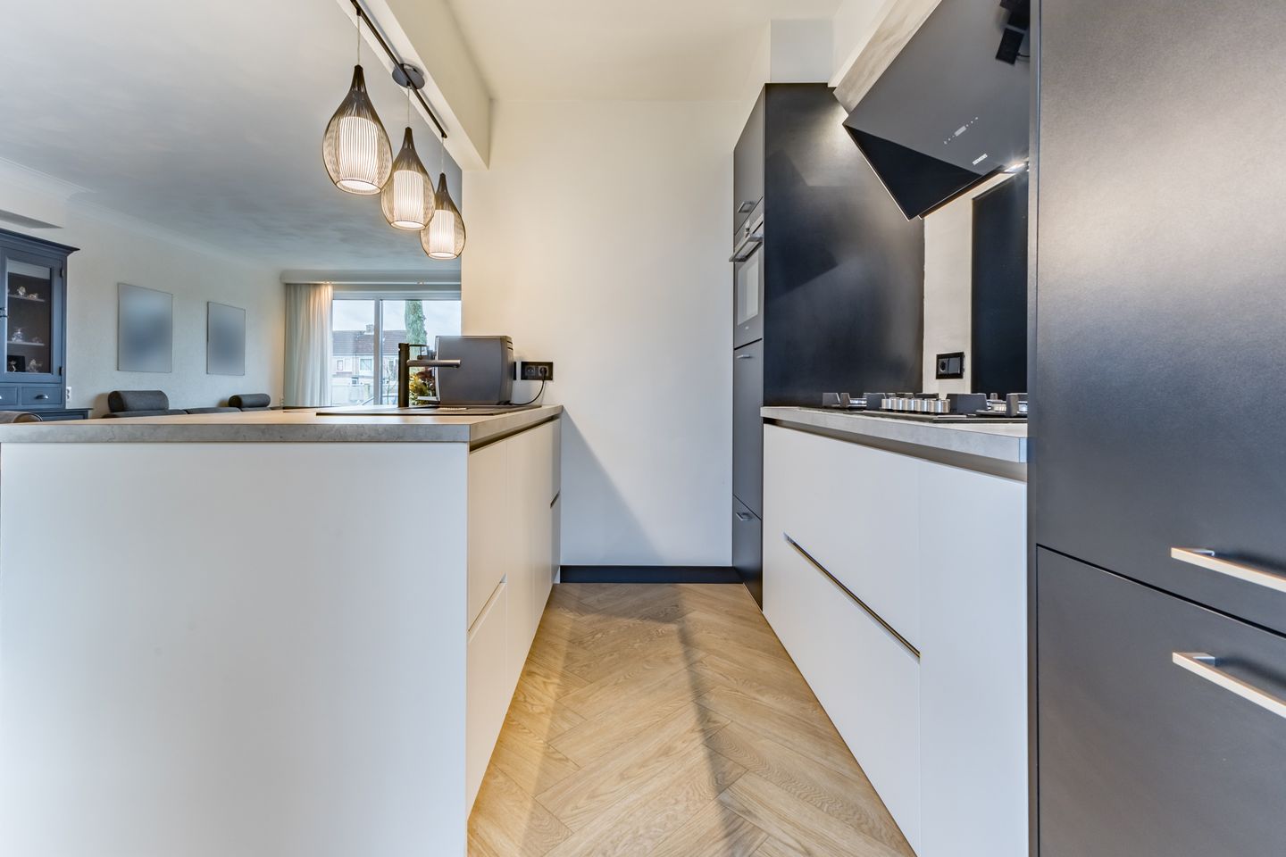 Photo 14 of Tinelstraat 158