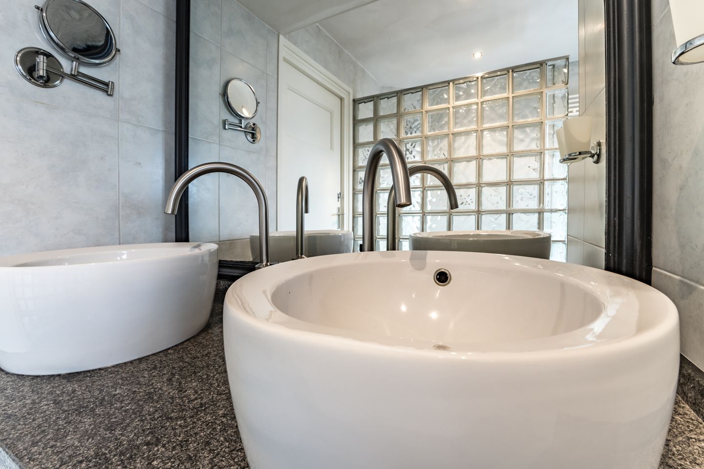 Photo 34 of Tinelstraat 158