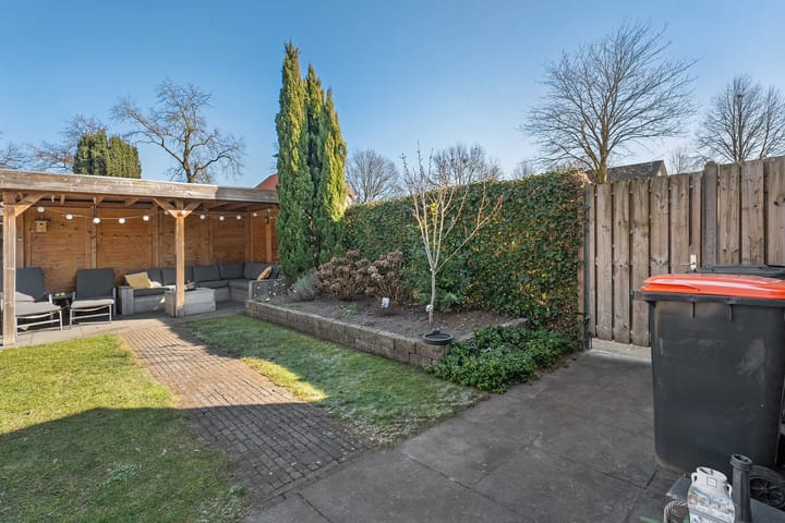 Foto 45 van Tuinfluiter 10