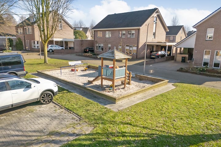 Foto 50 van Tuinfluiter 10