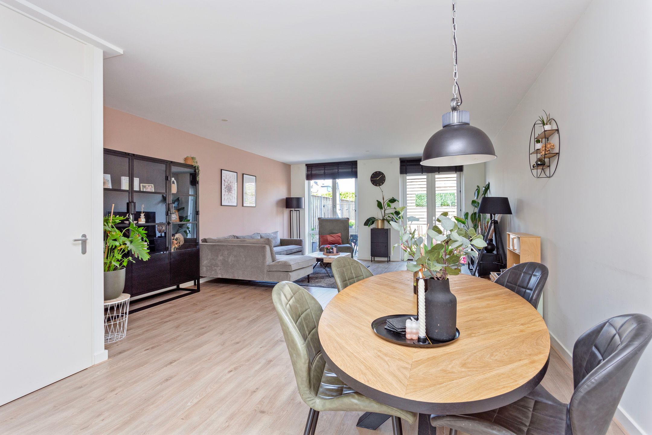 Foto 9 van Remus 160