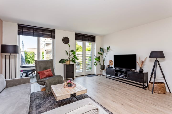 Foto 11 van Remus 160