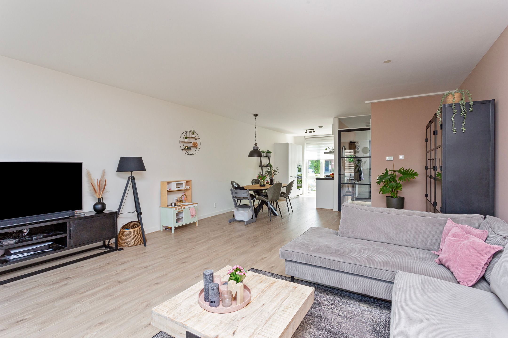 Foto 12 van Remus 160