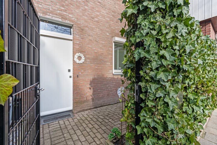 Foto 9 van Kluisstraat 12-B