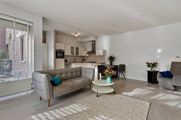 Foto 2 van Kluisstraat 12-B