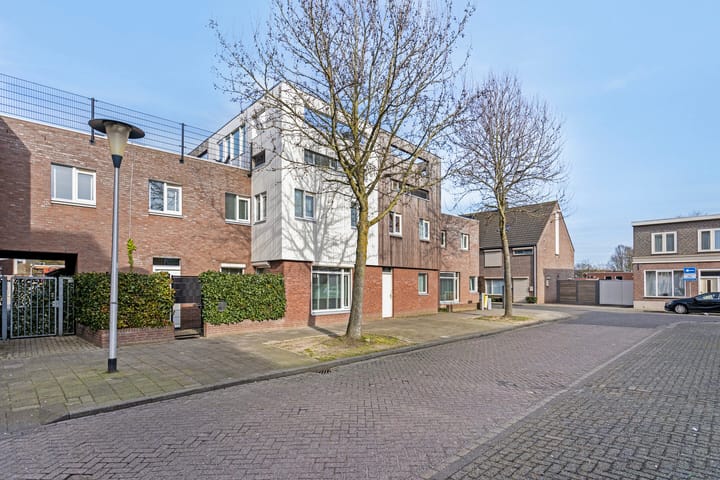 Foto 8 van Kluisstraat 12-B