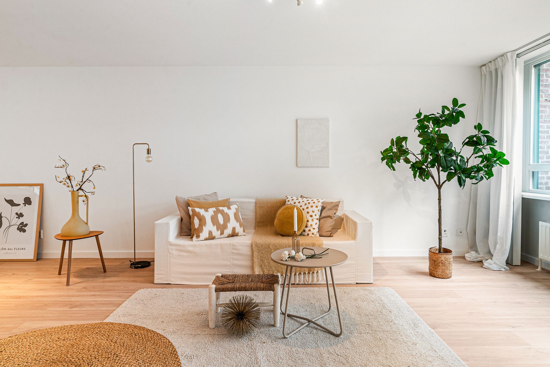 Photo 12 of Adelheidstraat 125