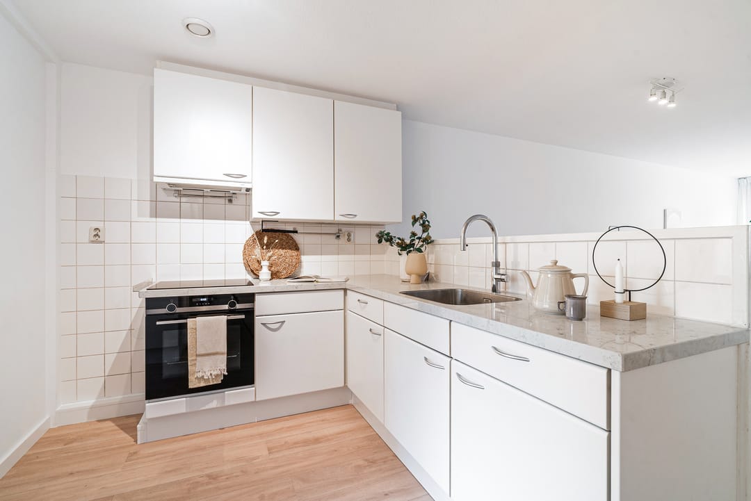 Photo 23 of Adelheidstraat 125