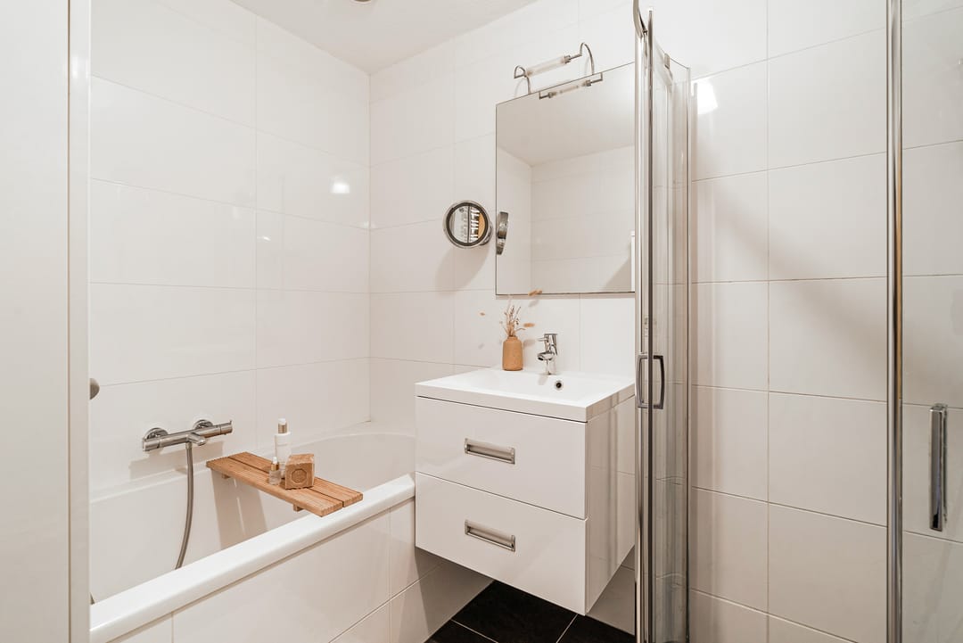 Photo 31 of Adelheidstraat 125