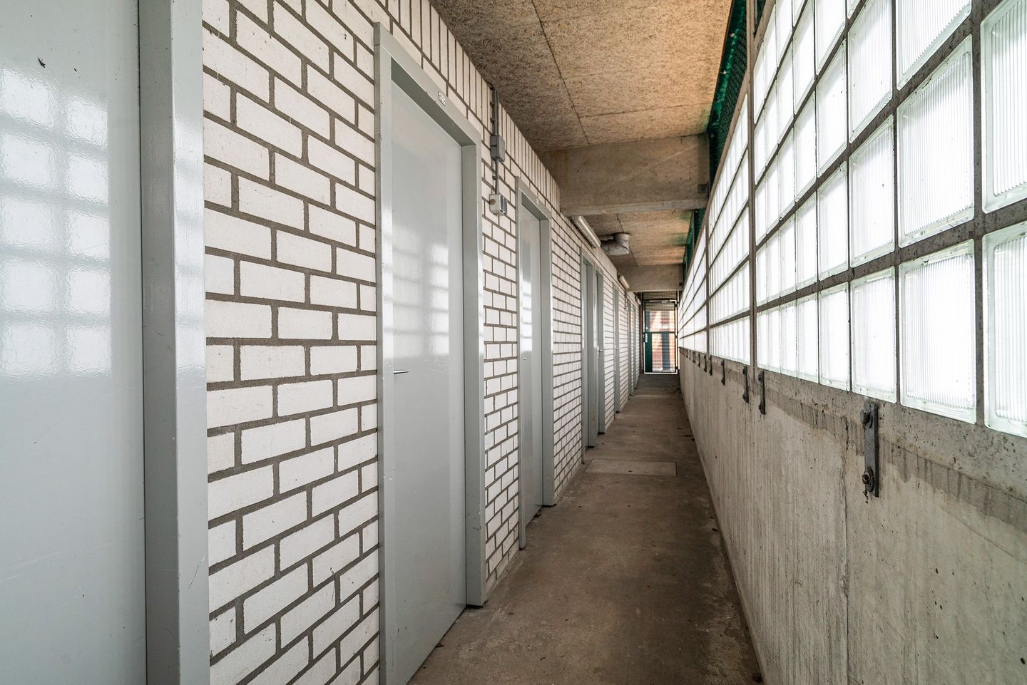 Photo 34 of Adelheidstraat 125