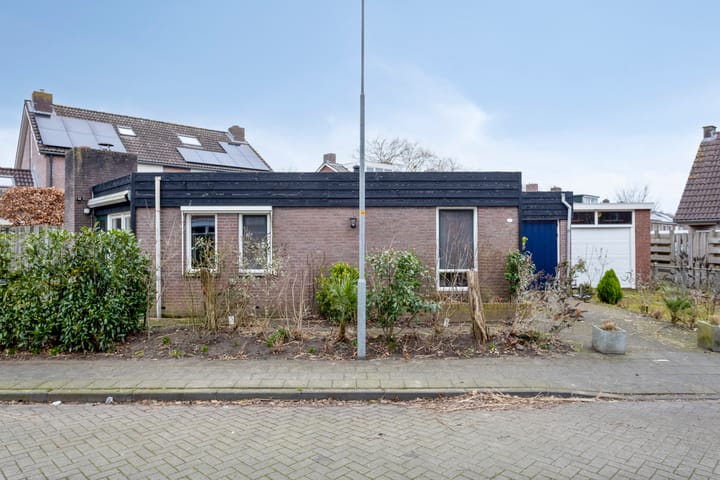 Foto 36 van Armgardstraat 1