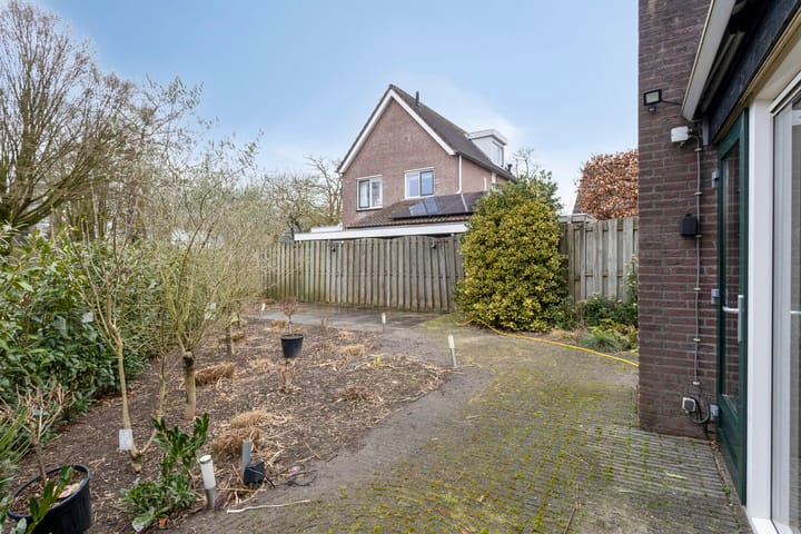 Foto 37 van Armgardstraat 1