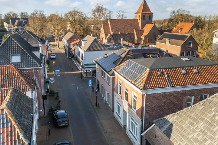 Foto 32 van Grotestraat 72-A