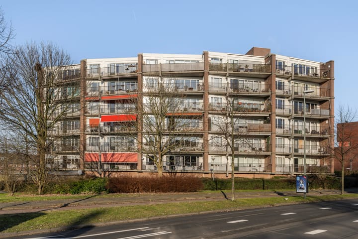 Foto 1 van Veeartsweg 45