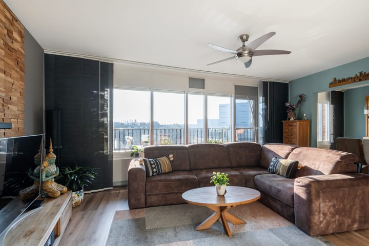 Foto 2 van Veeartsweg 45