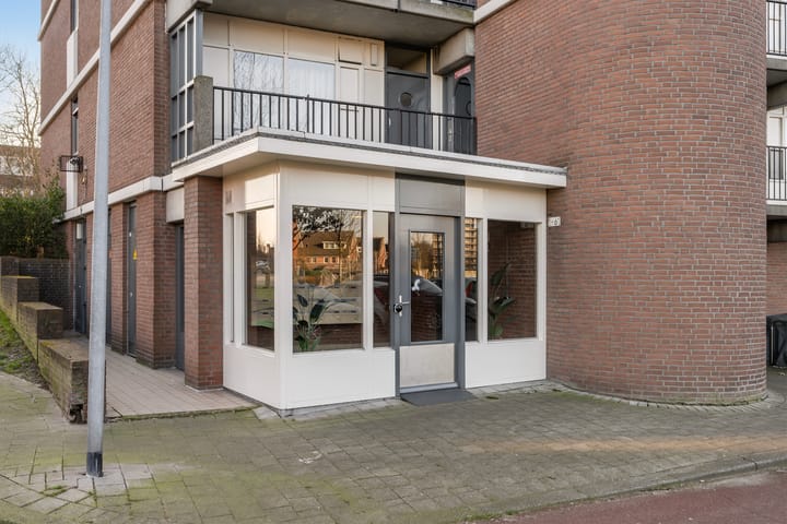 Foto 8 van Veeartsweg 45