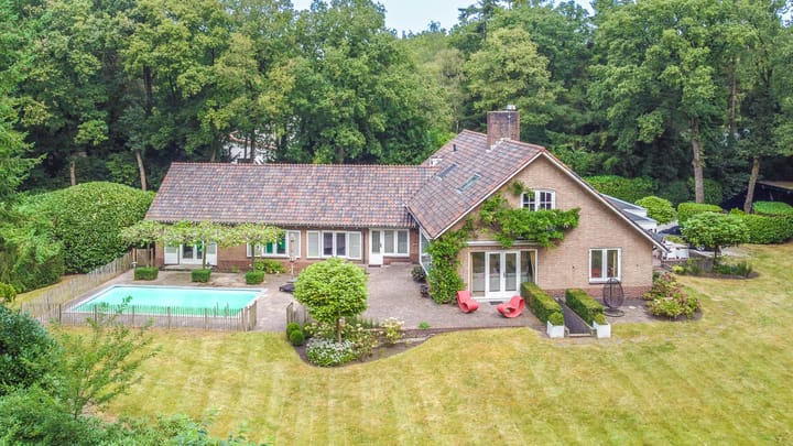 Foto 1 van Sparrenlaan 1