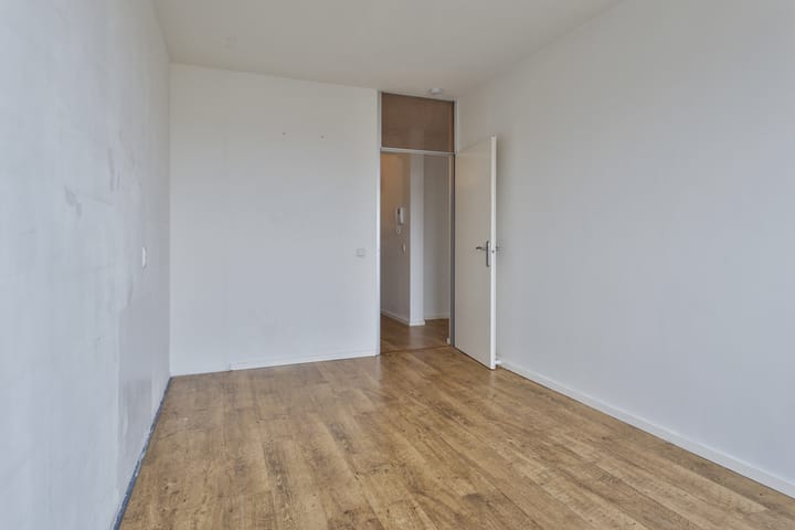 Photo 22 of Madelief 76