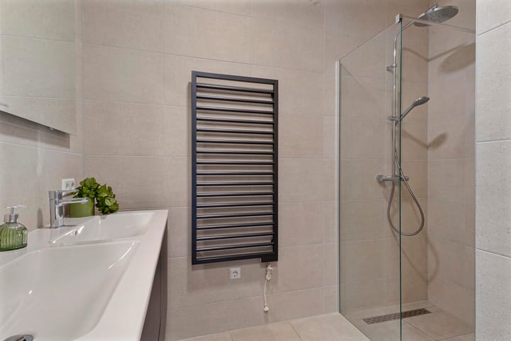 Foto 17 van Niemeyerstraat 46