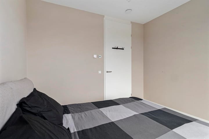 Foto 10 van Niemeyerstraat 46