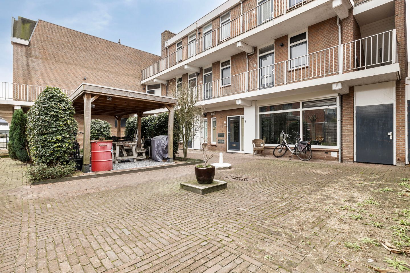 Photo 20 of Binnenhof 27