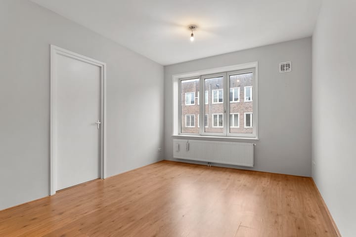 Foto 10 van Van Spilbergenstraat 37-2