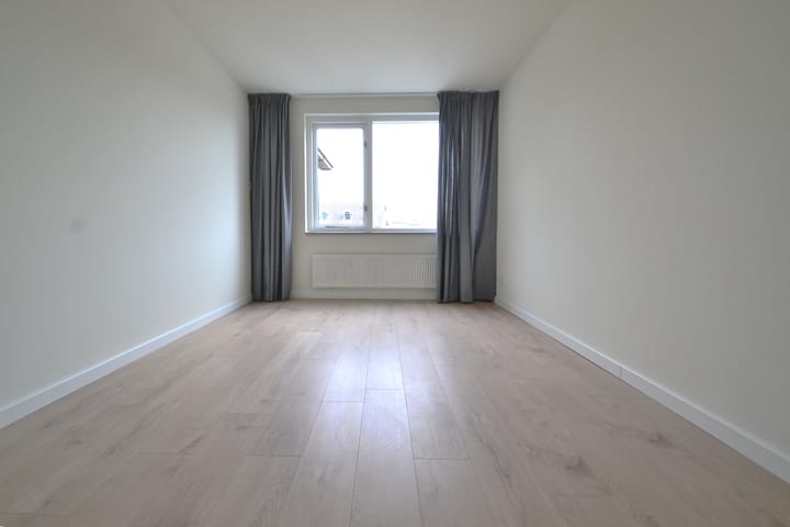 Photo 16 of Valkenburgseweg 8