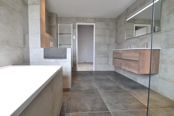 Photo 18 of Valkenburgseweg 8