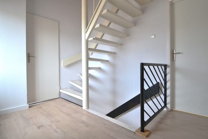 Photo 21 of Valkenburgseweg 8