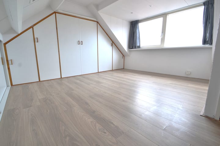 Photo 23 of Valkenburgseweg 8