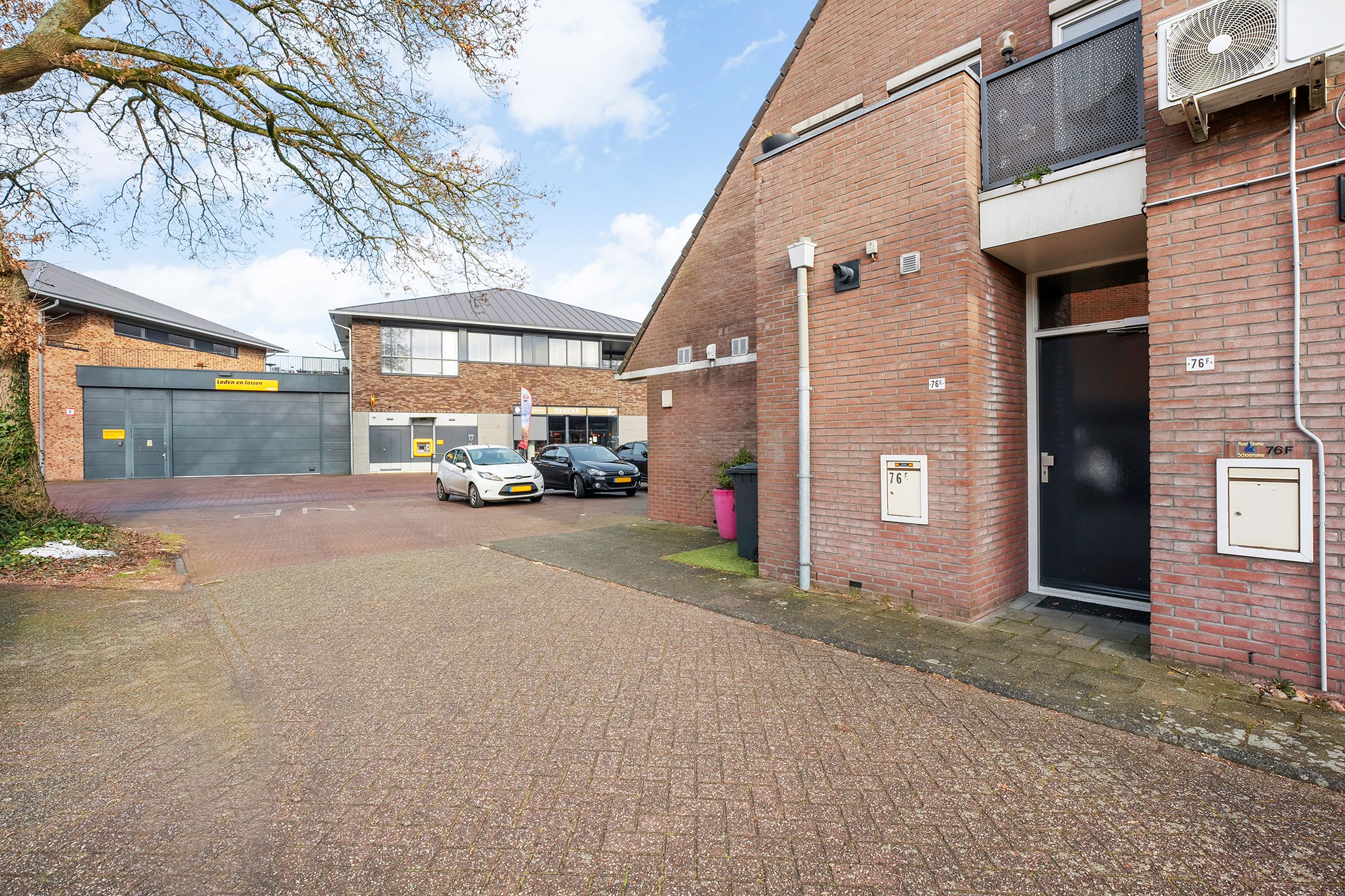 Photo 39 of Hoofdstraat 76-F