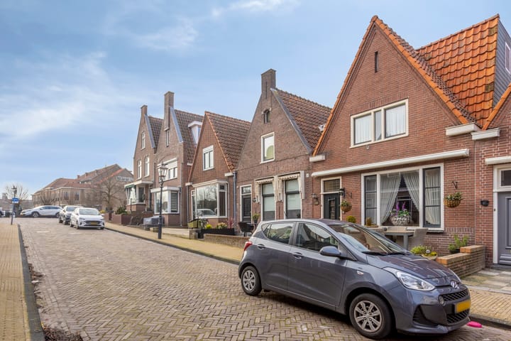 Photo 31 of Pastoor van der Weidenstraat 18