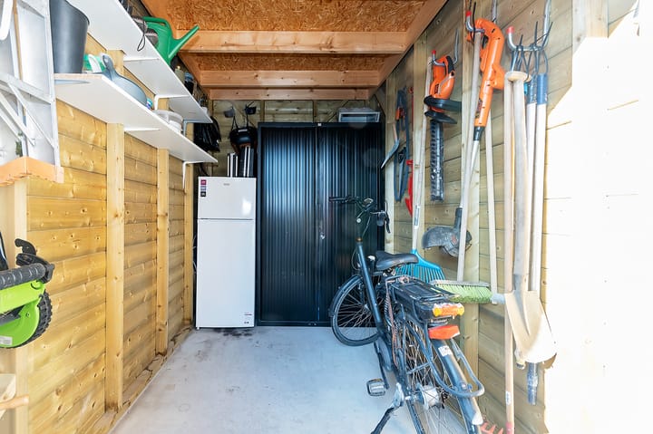 Photo 24 of Vieracker 13-A