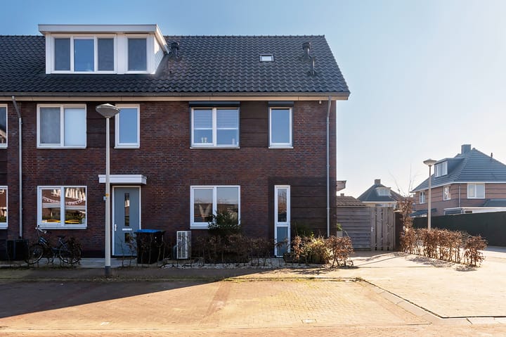 Photo 31 of Vieracker 13-A