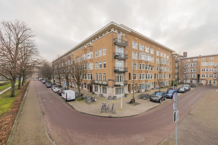 Bekijk foto van Stadionplein 21 1