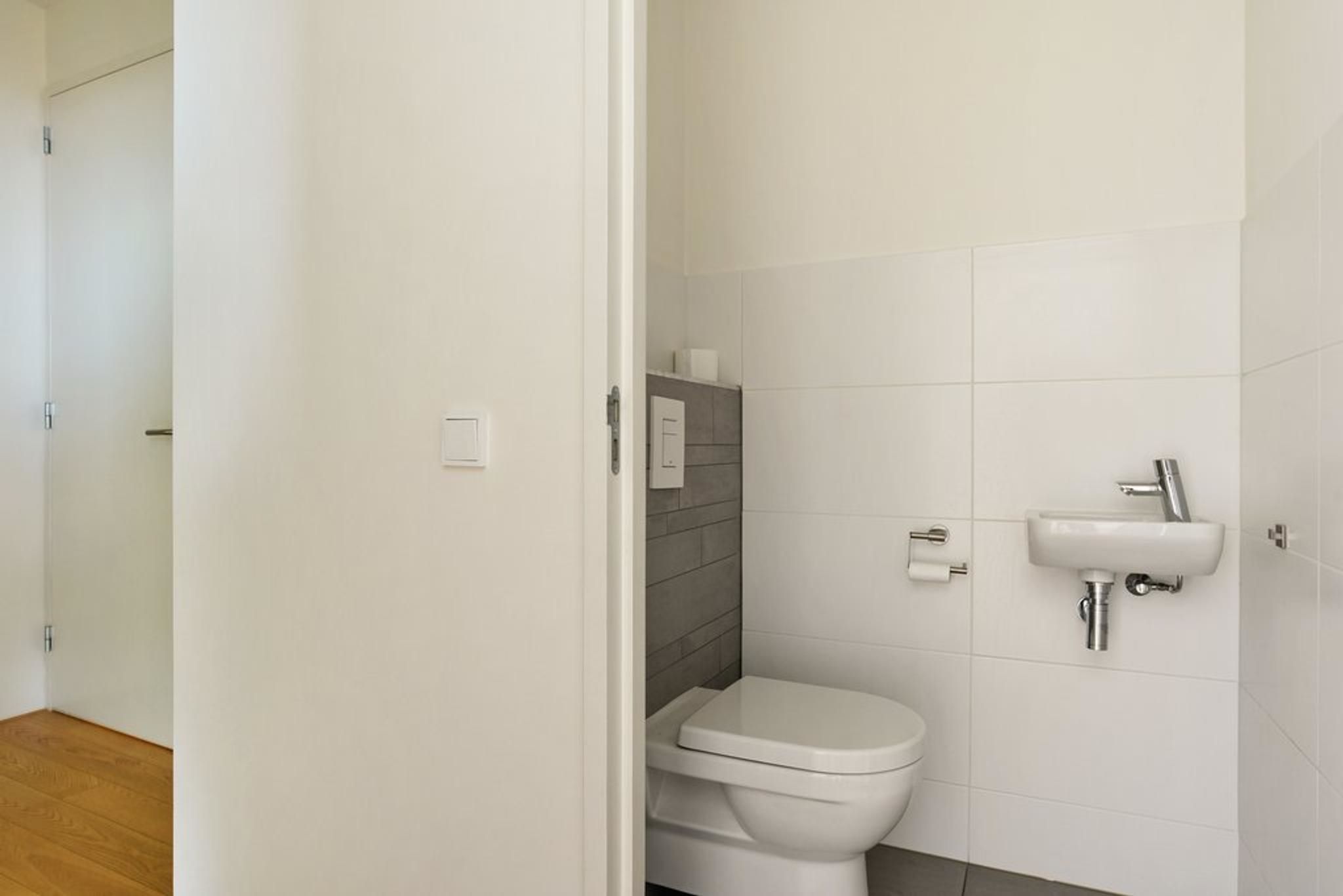 Foto 12 van Bezuidenhoutseweg 65-79