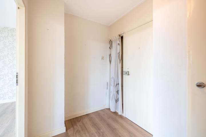 Foto 8 van Staakweg 185