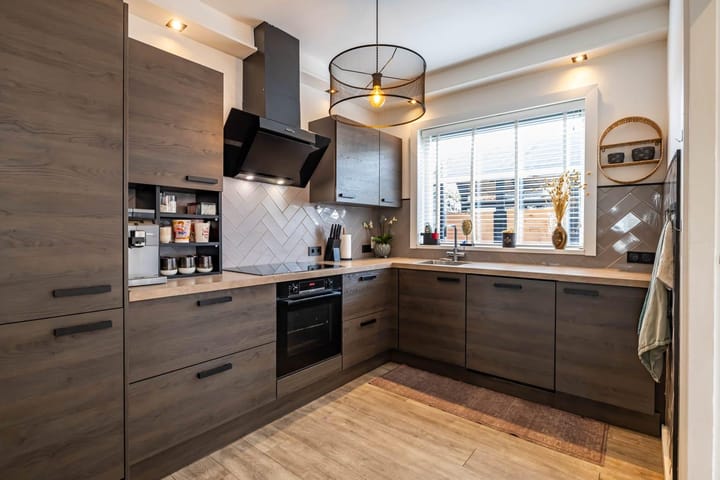 Foto 15 van Uitwierderweg 9