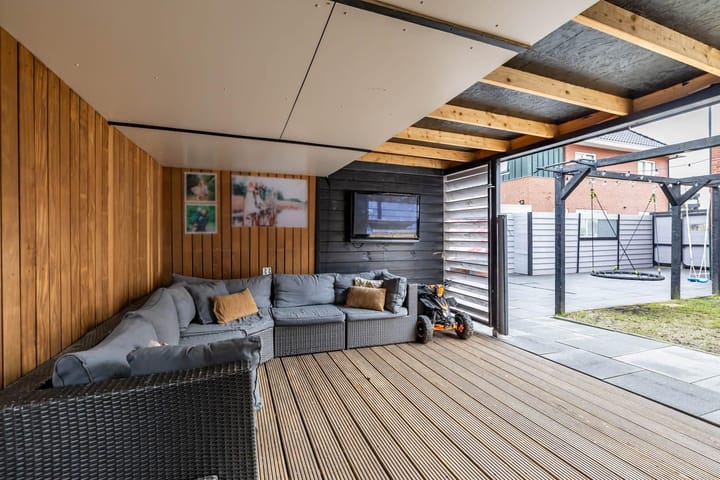 Foto 53 van Uitwierderweg 9