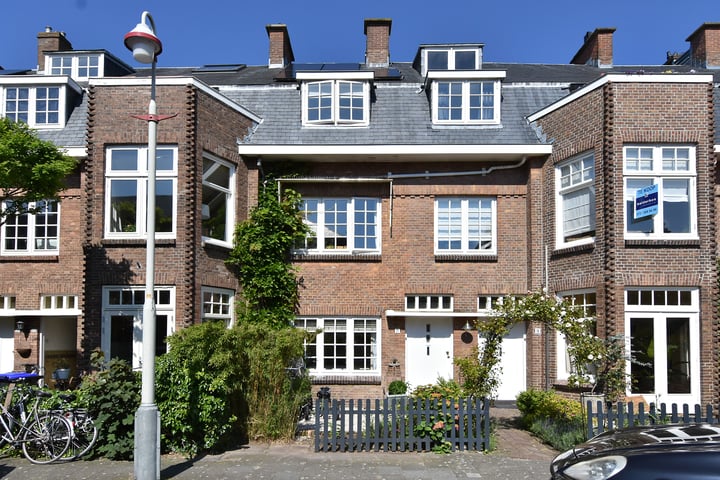 Photo 2 of Spreeuwenlaan 21