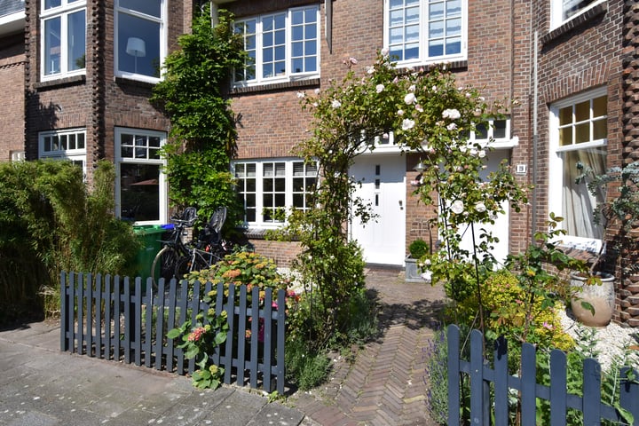 Photo 3 of Spreeuwenlaan 21