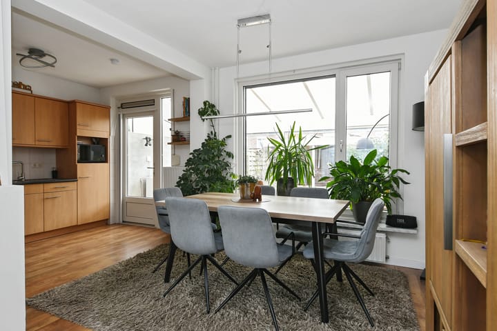 Foto 12 van Christinelaan 7