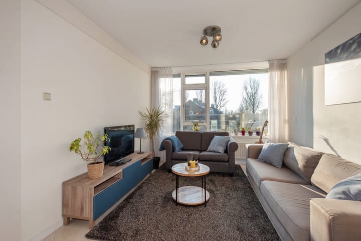 Foto 5 van Van Almondestraat 74