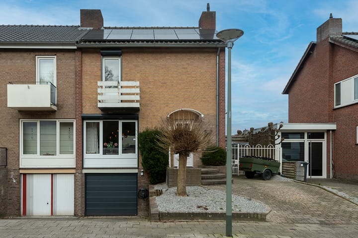 Foto 2 van Johannes Vermeerstraat 7